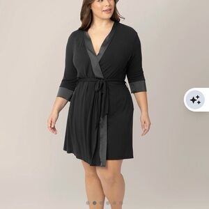 Kindred Bravely Black Robe Small/Medium